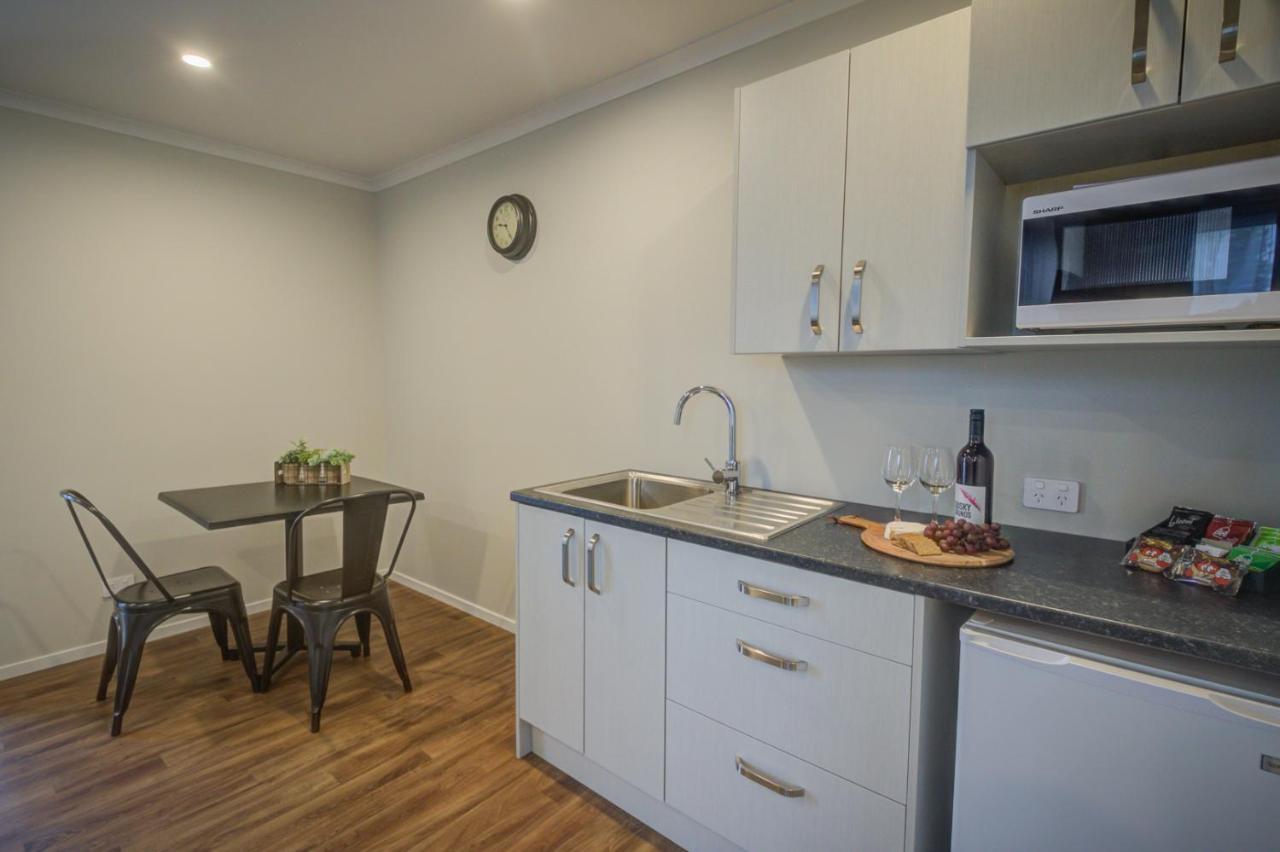 Dusky Motels Te Anau Dış mekan fotoğraf