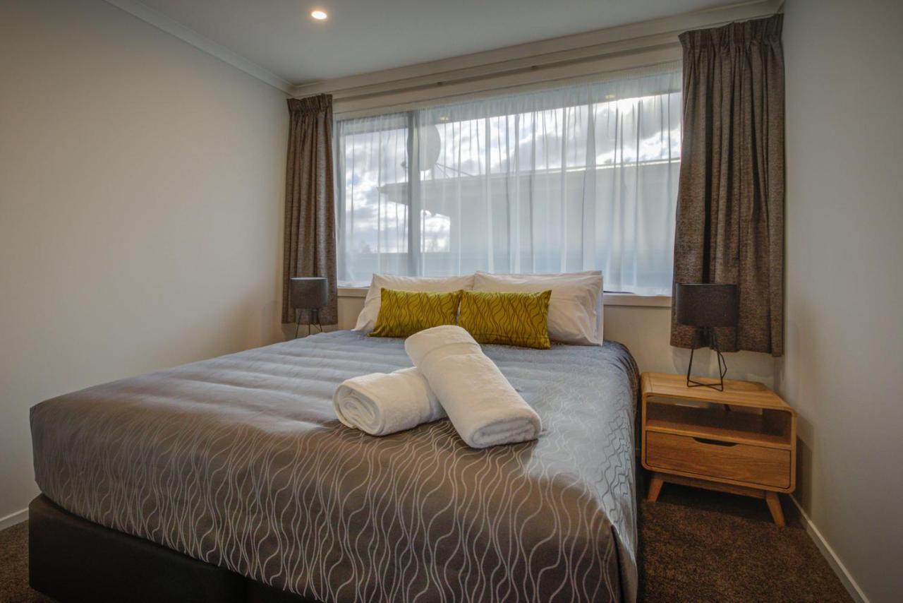 Dusky Motels Te Anau Dış mekan fotoğraf