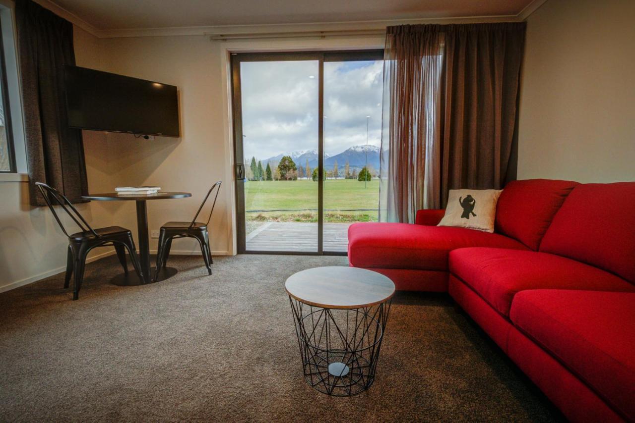 Dusky Motels Te Anau Dış mekan fotoğraf