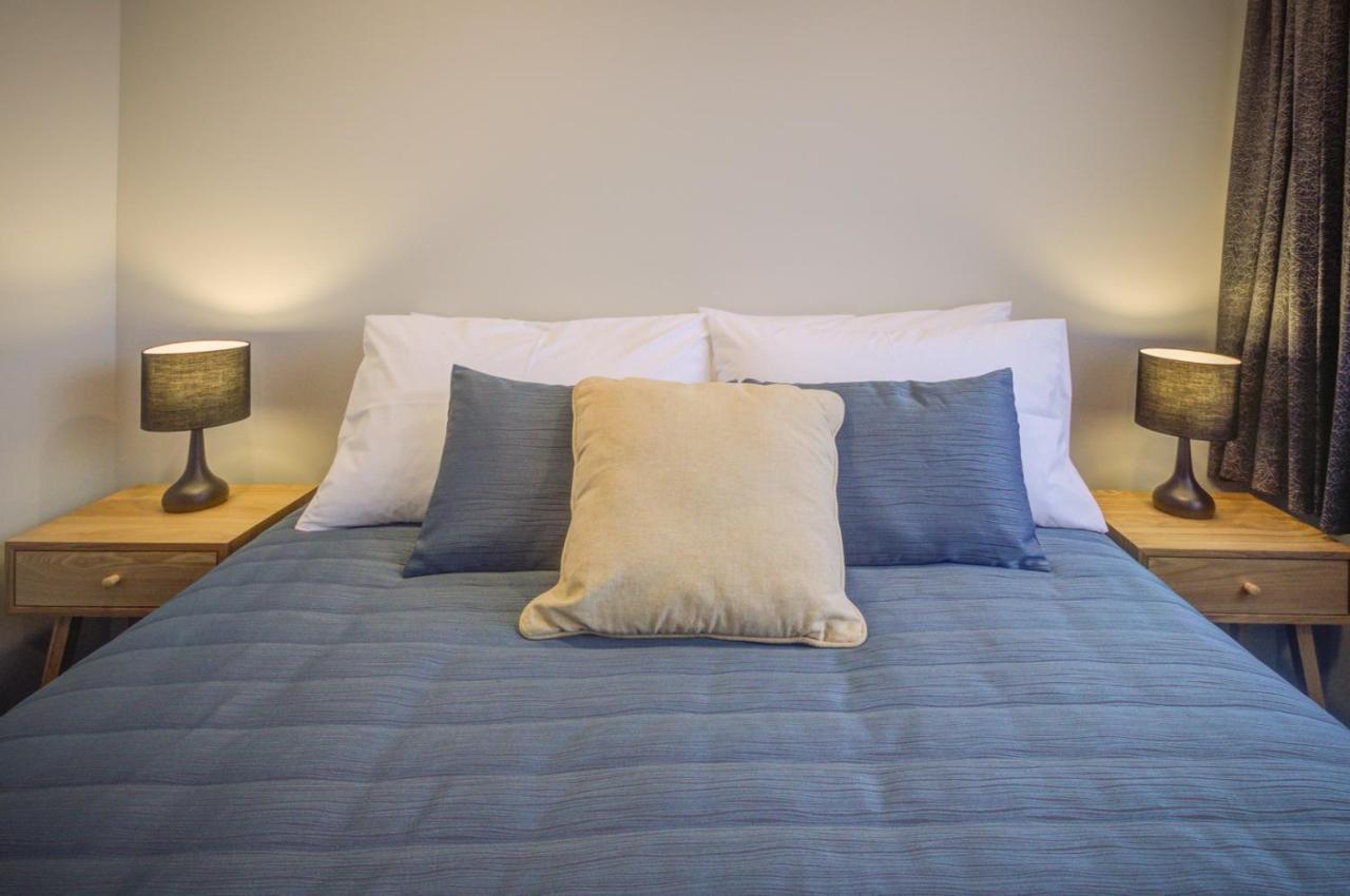 Dusky Motels Te Anau Dış mekan fotoğraf